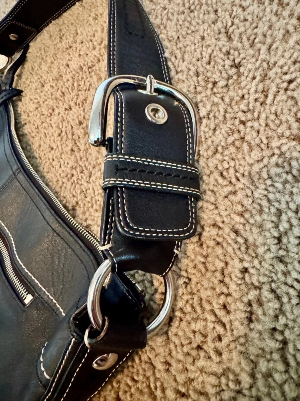 Coach - Black Leather Shoulder Bag